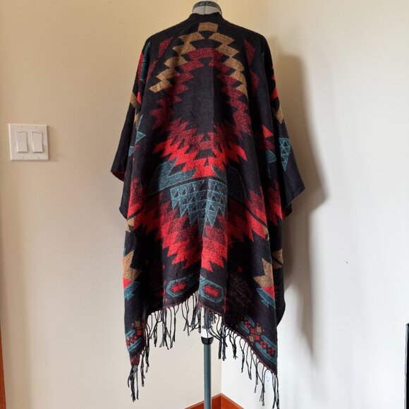 Garage Southwestern Aztec Poncho Wrap Fringe Boho Festival Cape - Picture 3 of 5